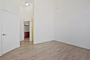 816 W Village Cir, Davie, FL 33325 - Photo 13