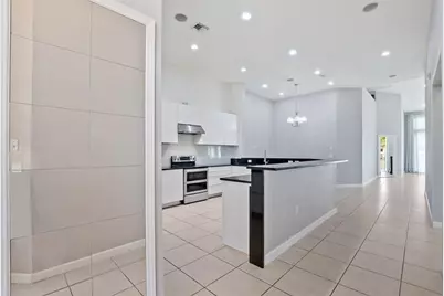 816 W Village Circle, Unit #1, Davie, FL 33325 - Photo 3