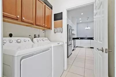 816 W Village Circle, Unit #1, Davie, FL 33325 - Photo 19