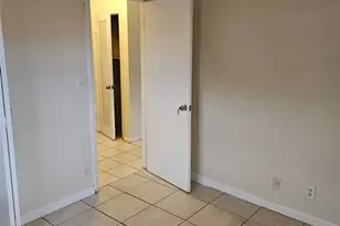 716 SW 7th St, Dania Beach, FL 33004 - Photo 13