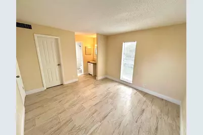 4463  Treehouse Ln, Unit #H, Tamarac, FL 33319 - Photo 17