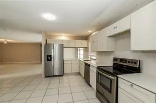 320 Sandpiper Ave, West Palm Beach, FL 33411 - Photo 13