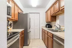 733 Riverside Dr, Coral Springs, FL 33071 - Photo 5