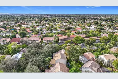 7657  Sanctuary Drive, Coral Springs, FL 33065 - Photo 31