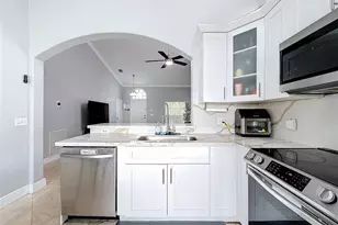 7657 Sanctuary Dr, Coral Springs, FL 33065 - Photo 7