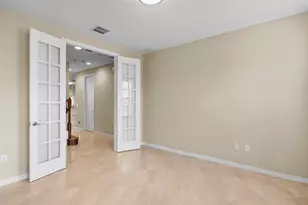 5224 SW 77th Way, Davie, FL 33328 - Photo 9