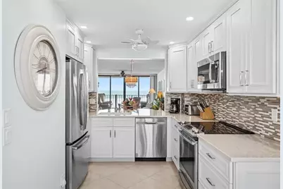 10000 S Ocean Dr, Unit #404, Jensen Beach, FL 34957 - Photo 9