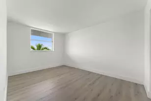 441 NE 195th St, Miami, FL 33179 - Photo 19