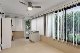 395 Bennington Ln, Lake Worth, FL 33467 - Photo 13