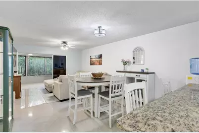 395  Bennington Ln, Unit #0, Lake Worth, FL 33467 - Photo 3