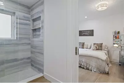 2534  Golf View Dr, Weston, FL 33327 - Photo 27