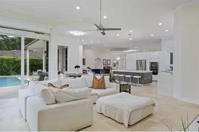 2534  Golf View Dr, Weston, FL 33327 - Photo 9