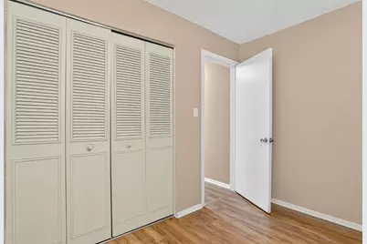 9806 NW 71st St, Tamarac, FL 33321 - Photo 23