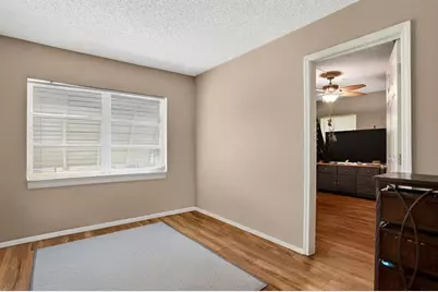 9806 NW 71st St, Tamarac, FL 33321 - Photo 15