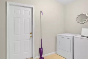 9806 NW 71st St, Tamarac, FL 33321 - Photo 25