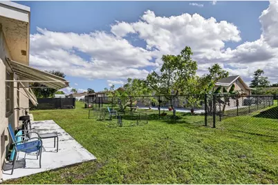 9806 NW 71st St, Tamarac, FL 33321 - Photo 33