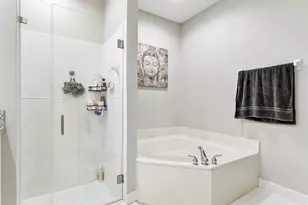 7520 S Aragon Blvd, Sunrise, FL 33313 - Photo 23