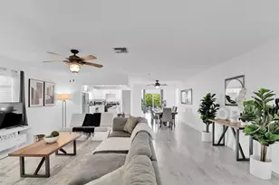 214 SE 6th St, Dania Beach, FL 33004 - Photo 11