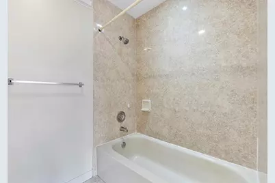 967  Coral Club Dr, Unit #967, Coral Springs, FL 33071 - Photo 19