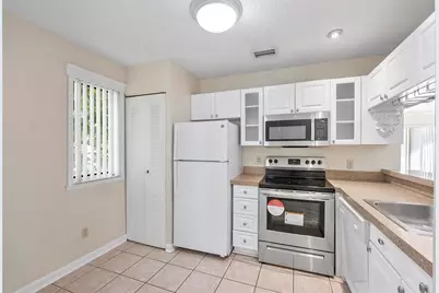 967  Coral Club Dr, Unit #967, Coral Springs, FL 33071 - Photo 3