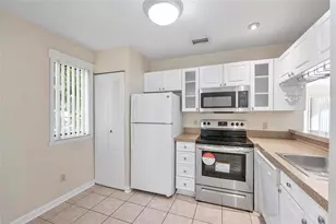 967 Coral Club Dr, Coral Springs, FL 33071 - Photo 3