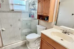 7321 NW 38th Ct, Coral Springs, FL 33065 - Photo 11