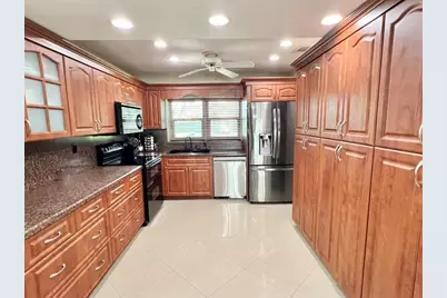 7321 NW 38th Ct, Coral Springs, FL 33065 - Photo 5