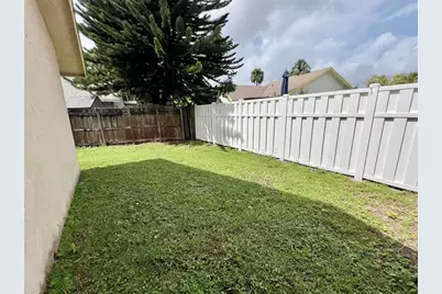 7321 NW 38th Ct, Coral Springs, FL 33065 - Photo 17