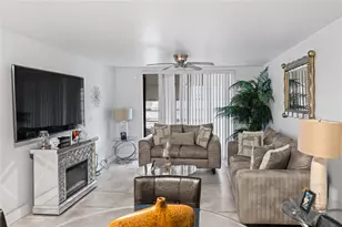 1810 N Lauderdale Ave, North Lauderdale, FL 33068 - Photo 13