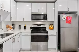 1810 N Lauderdale Ave, North Lauderdale, FL 33068 - Photo 21