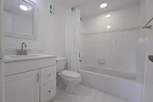 7901 S Colony Cir, Tamarac, FL 33321 - Photo 15