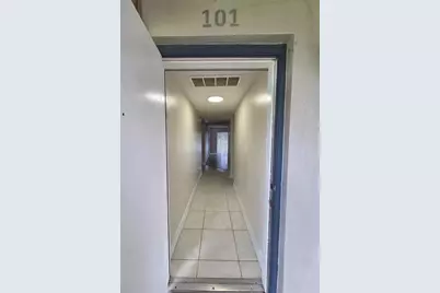 7901 S Colony Cir, Unit #101, Tamarac, FL 33321 - Photo 25