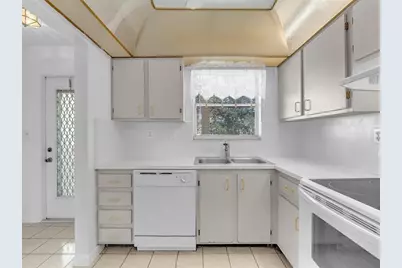 6870  Royal Palm Blvd, Unit #310M, Margate, FL 33063 - Photo 9