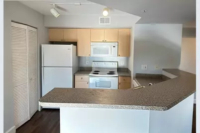 3740 NW Adriatic Ln, Unit #305, Jensen Beach, FL 34957 - Photo 11