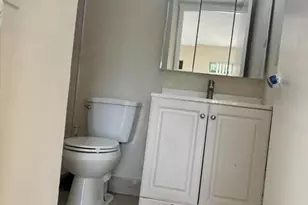 704 Meadows Cir, Boynton Beach, FL 33436 - Photo 11