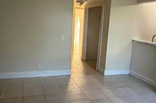 704 Meadows Cir, Boynton Beach, FL 33436 - Photo 3