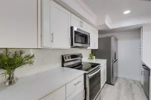 7950 NW 11th Ct, Plantation, FL 33322 - Photo 3