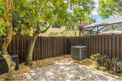 7950 NW 11th Ct, Plantation, FL 33322 - Photo 37