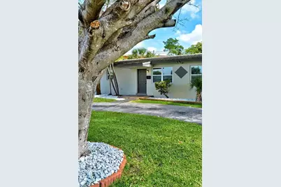 101 NE 35th St, Unit #A, Pompano Beach, FL 33064 - Photo 23