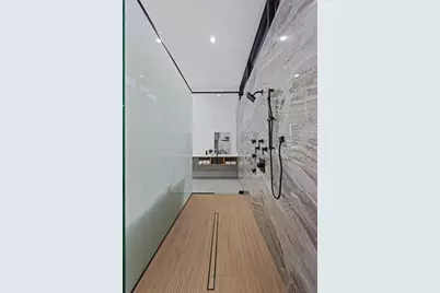 8795  Valencia Ct, Parkland, FL 33067 - Photo 19