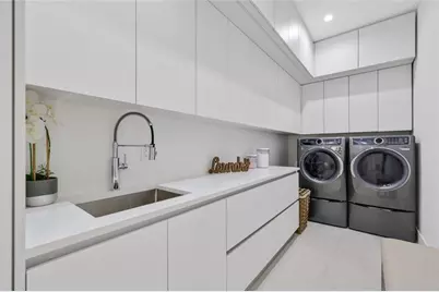 8795  Valencia Ct, Parkland, FL 33067 - Photo 29