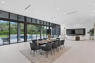 8795 Valencia Ct, Parkland, FL 33067 - Photo 7