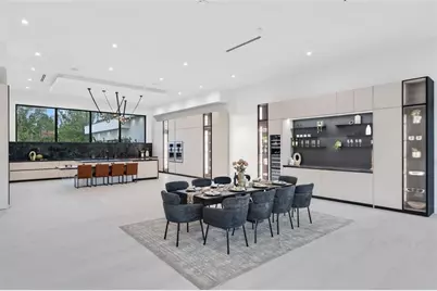 8795  Valencia Ct, Parkland, FL 33067 - Photo 5