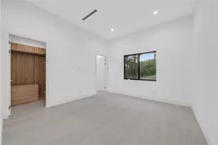 8795 Valencia Ct, Parkland, FL 33067 - Photo 27