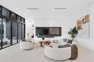 8795 Valencia Ct, Parkland, FL 33067 - Photo 3