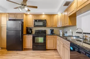 2201 W Lucaya Bnd Unit, Coconut Creek, FL 33066 - Photo 5