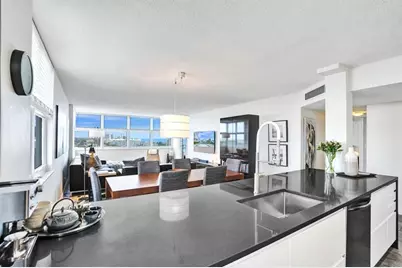 800 SE 20th Ave, Unit #915, Deerfield Beach, FL 33441 - Photo 13