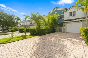 2652 NE 30th Pl, Fort Lauderdale, FL 33306 - Photo 9