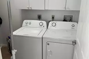 3024 Lucerne Park Dr, Greenacres, FL 33467 - Photo 5