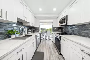 859 Jeffery St, Boca Raton, FL 33487 - Photo 9